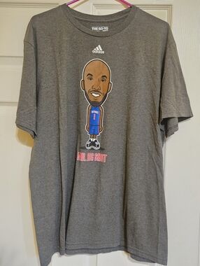 MR. BIG SHOT T-SHIRT, Pistons Basketball Shirt, XL, ADIDAS Tshirt